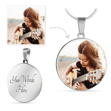 [Upload Your Photo] Female Guitarist Circle Necklace